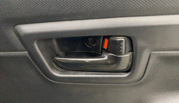 2021 Maruti S PRESSO VXI AMT, Petrol, Automatic, 62,739 km, Driver Side Door Panels Control