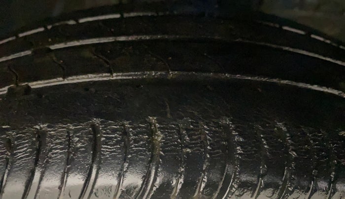 2021 Maruti S PRESSO VXI AMT, Petrol, Automatic, 62,739 km, Right Front Tyre Tread