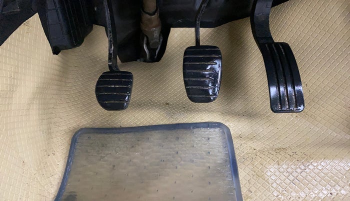 2019 Renault Duster 85 PS RXS MT DIESEL, Diesel, Manual, 1,03,371 km, Pedals