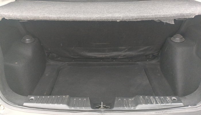 2021 Tata ALTROZ XE PETROL, Petrol, Manual, 33,213 km, Boot Inside