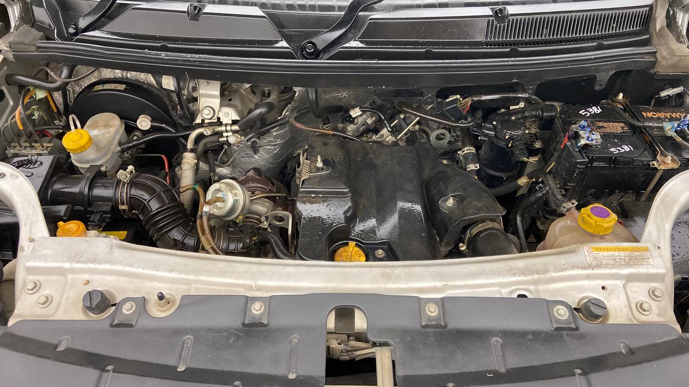 2019 Mahindra TUV300 T10 DUAL TONE, Diesel, Manual, 70,065 km, Open Bonet