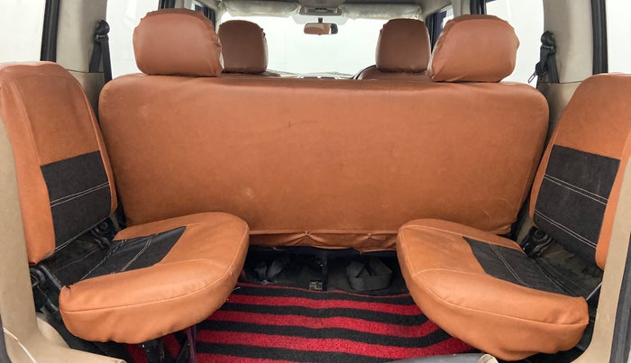 2019 Mahindra TUV300 T10 DUAL TONE, Diesel, Manual, 70,065 km, Third Seat Row ( optional )