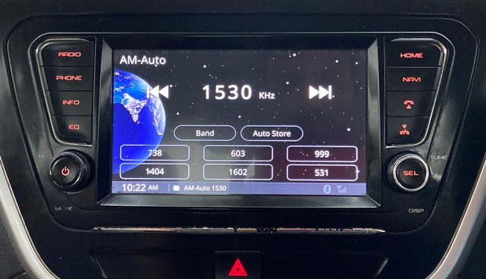 2019 Mahindra TUV300 T10 DUAL TONE, Diesel, Manual, 70,065 km, Infotainment System