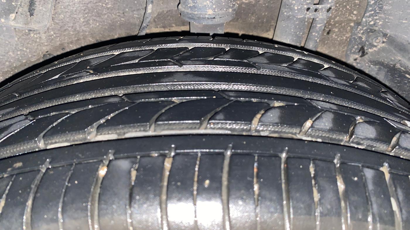 2018 Tata NEXON XZA PLUS PETROL DUAL TONE, Petrol, Automatic, 58,401 km, Left Rear Tyre Tread