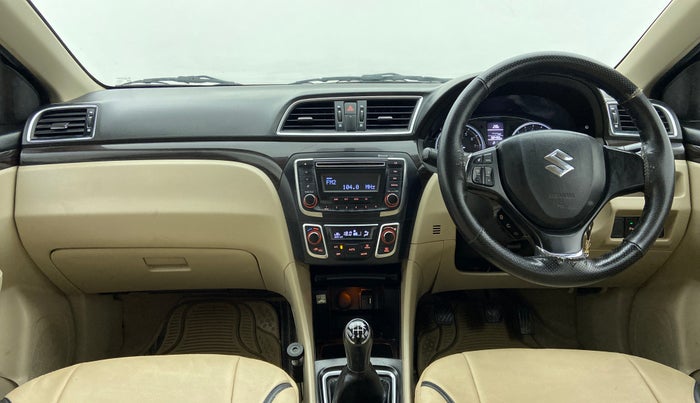 2016 Maruti Ciaz VXI PLUS, Petrol, Manual, 1,17,351 km, Dashboard