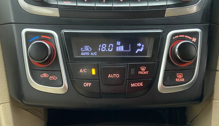 2016 Maruti Ciaz VXI PLUS, Petrol, Manual, 1,17,351 km, Automatic Climate Control