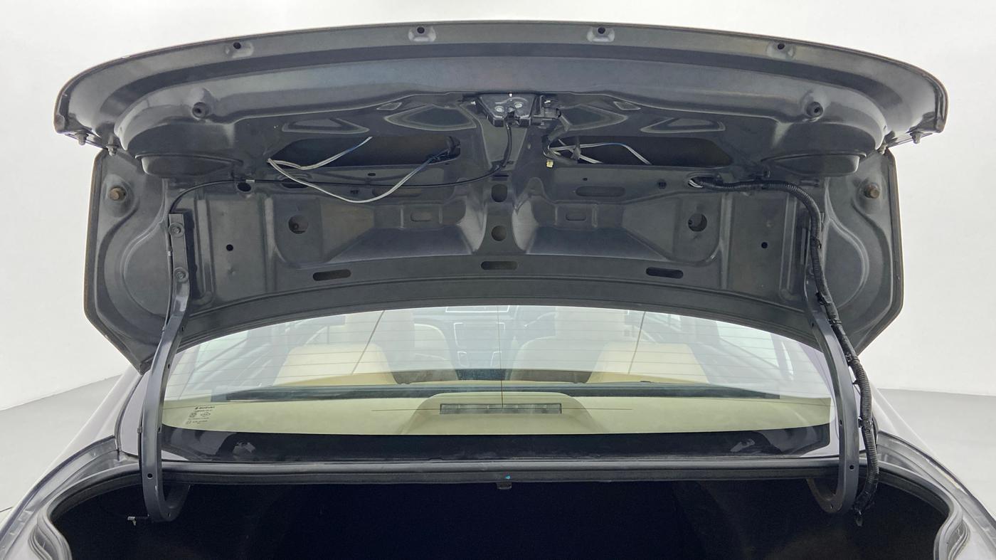 2016 Maruti Ciaz VXI PLUS, Petrol, Manual, 1,17,351 km, Boot Door Open
