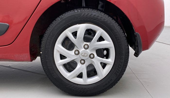2018 Hyundai Grand i10 SPORTZ 1.2 KAPPA VTVT, Petrol, Manual, 56,587 km, Left Rear Wheel