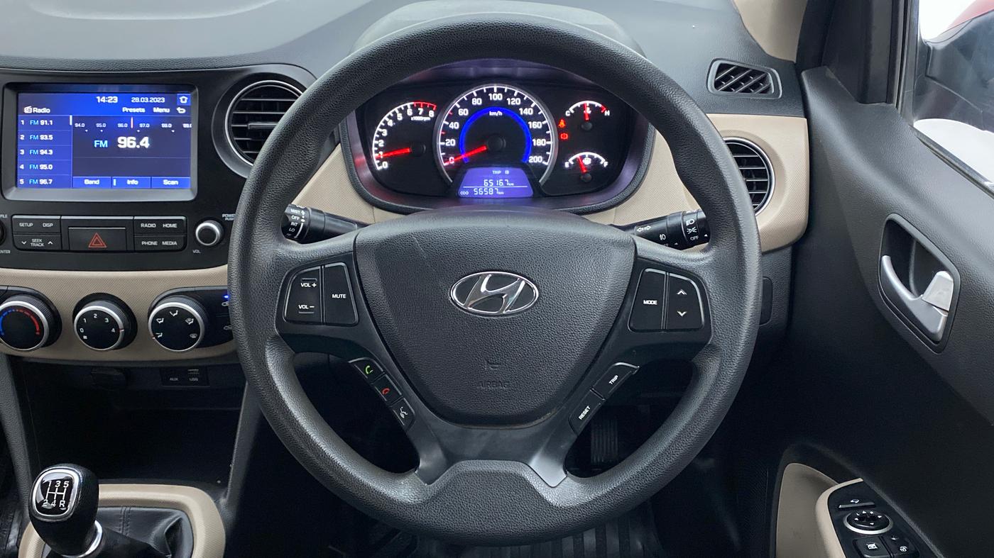 2018 Hyundai Grand i10 SPORTZ 1.2 KAPPA VTVT, Petrol, Manual, 56,587 km, Steering Wheel Close Up