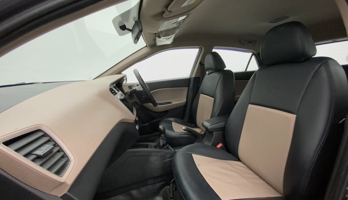 2017 Hyundai Elite i20 ASTA 1.2, Petrol, Manual, 56,560 km, Right Side Front Door Cabin