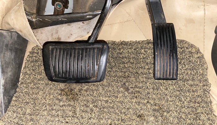 2014 Hyundai Verna FLUIDIC 1.6 CRDI SX AT, Diesel, Automatic, 68,737 km, Pedals