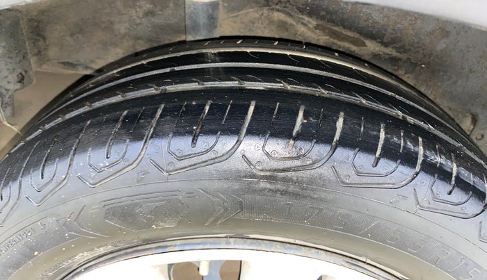 2014 Honda City 1.5L I-VTEC SV, Petrol, Manual, 89,296 km, Right Rear Tyre Tread