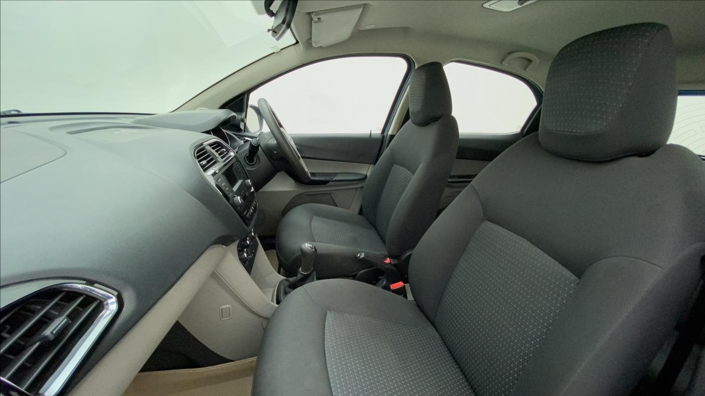 2018 Tata Tiago XZ PETROL, CNG, Manual, 83,340 km, Right Side Front Door Cabin