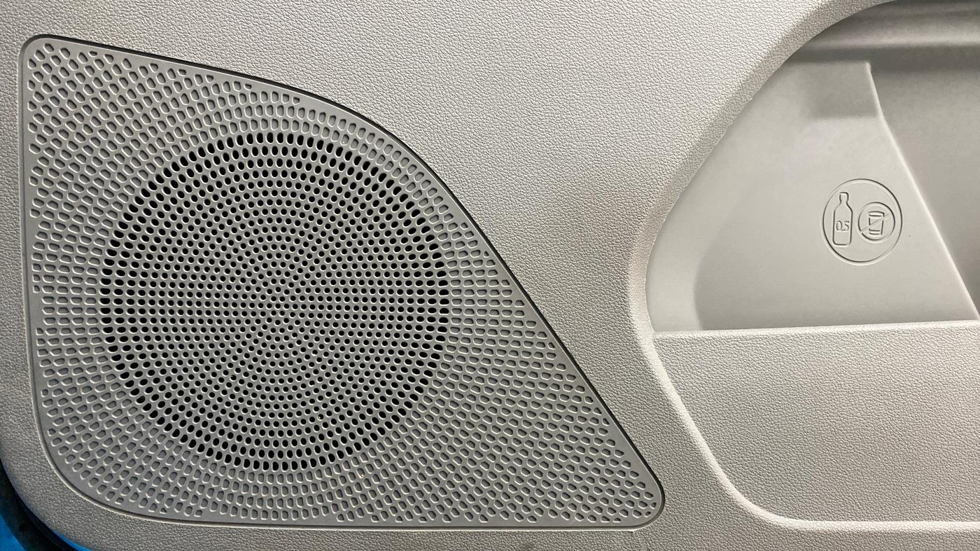 2018 Tata Tiago XZ PETROL, CNG, Manual, 83,340 km, Speaker