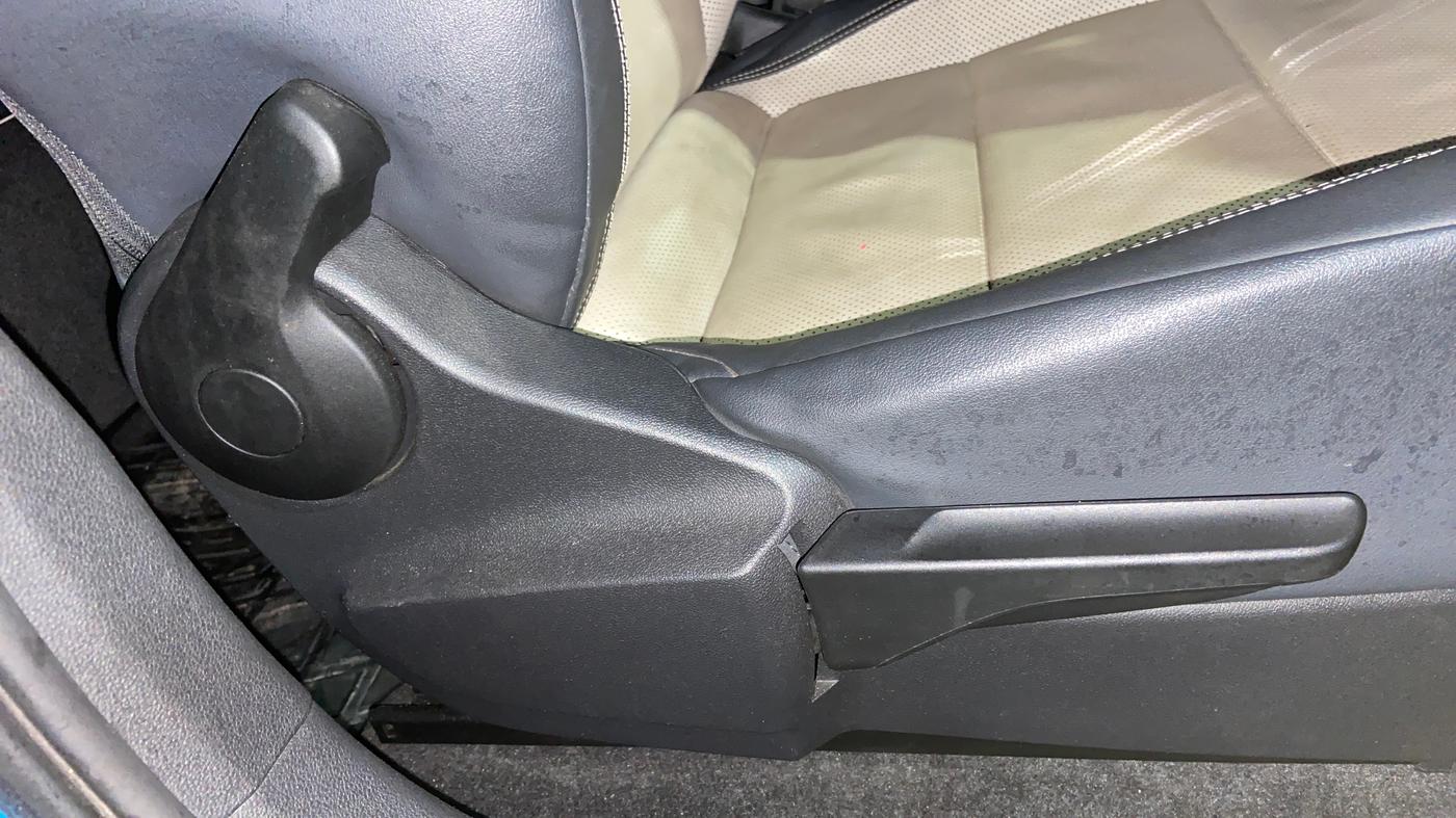 2022 Skoda SLAVIA STYLE 1.5L TSI DSG, Petrol, Automatic, 69,671 km, Driver Side Adjustment Panel
