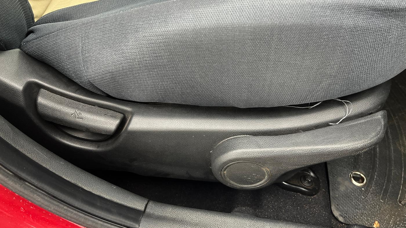 2019 Hyundai Grand i10 ASTA 1.2 KAPPA VTVT, Petrol, Manual, 51,489 km, Driver Side Adjustment Panel