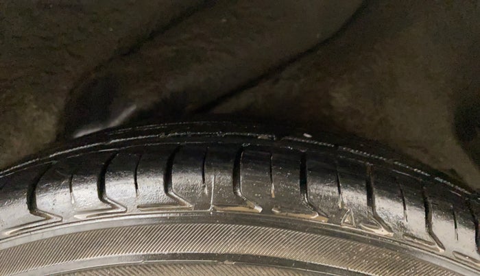 2013 Hyundai i10 SPORTZ 1.1, Petrol, Manual, 91,578 km, Left Rear Tyre Tread