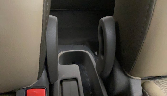 2013 Hyundai i10 SPORTZ 1.1, Petrol, Manual, 91,578 km, Driver Side Adjustment Panel