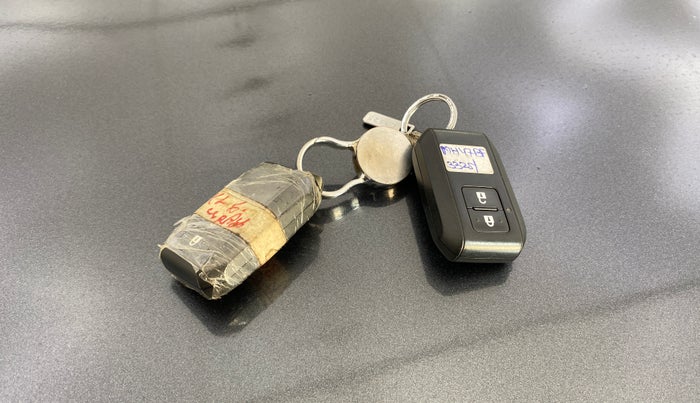 2022 Maruti XL6 ZETA MT, Petrol, Manual, 78,858 km, Key Close Up