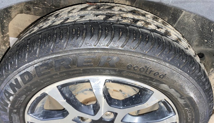 2022 Maruti XL6 ZETA MT, Petrol, Manual, 78,858 km, Right Rear Tyre Tread