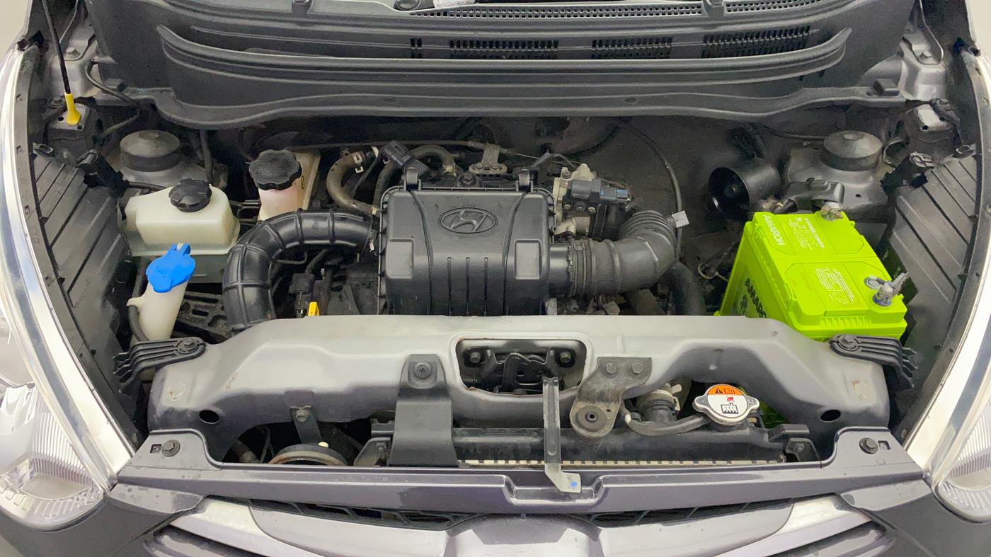 2018 Hyundai Eon ERA +, Petrol, Manual, 28,667 km, Engine View
