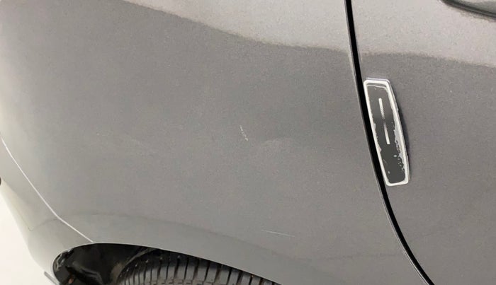 2017 Maruti Swift VXI O, Petrol, Manual, 40,805 km, Right quarter panel - Slightly dented