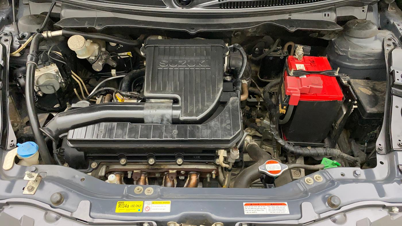 2017 Maruti Swift VXI O, Petrol, Manual, 40,805 km, Open Bonet