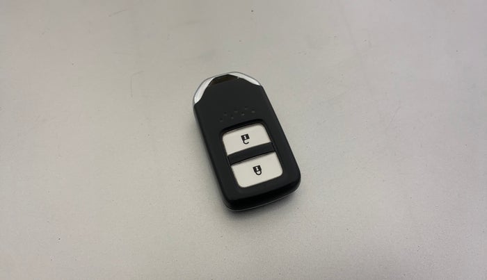 2017 Honda BR-V 1.5L I-VTEC V, Petrol, Manual, 75,974 km, Key Close Up