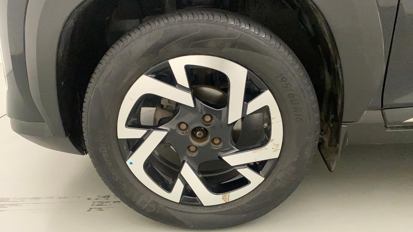 2021 Nissan MAGNITE XV PREMIUM, Petrol, Manual, 46,874 km, Left Front Wheel