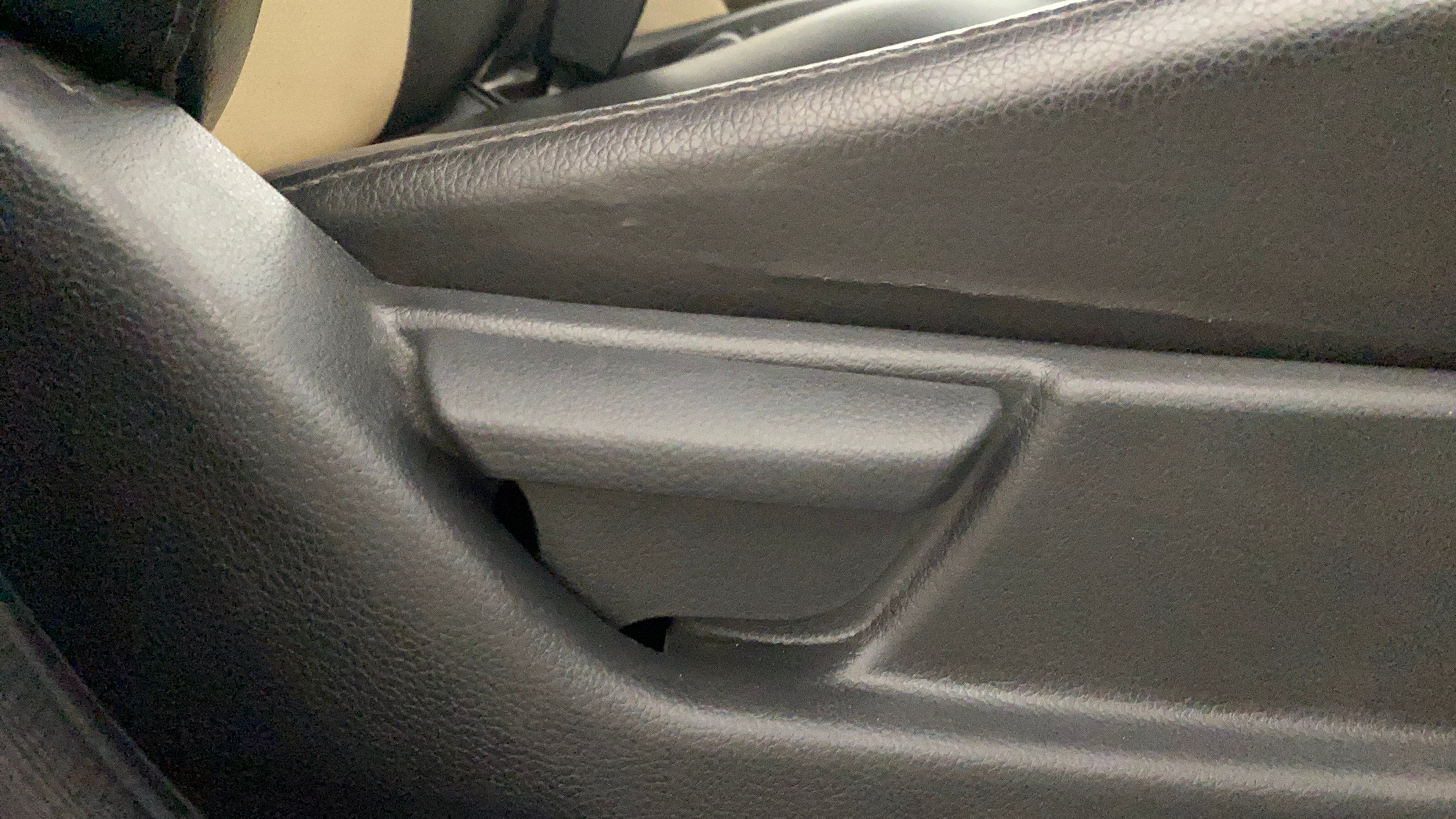 camera-Driver-Side-Adjustment-Panel