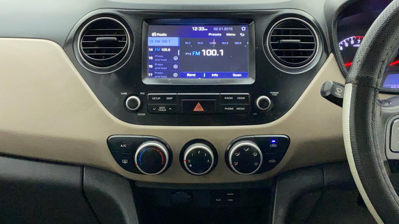 2017 Hyundai Grand i10 SPORTZ (O) 1.2 KAPPA VTVT, Petrol, Manual, 86,986 km, Air Conditioner
