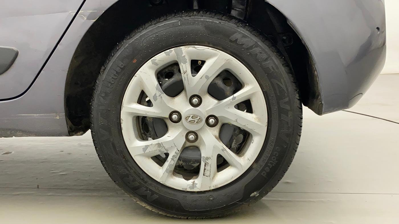 2017 Hyundai Grand i10 SPORTZ (O) 1.2 KAPPA VTVT, Petrol, Manual, 86,986 km, Left Rear Wheel