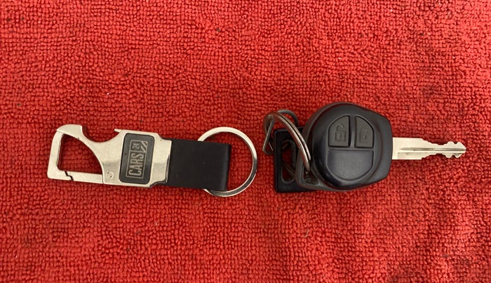 2014 Maruti Ertiga VXI CNG, CNG, Manual, 53,812 km, Key Close Up