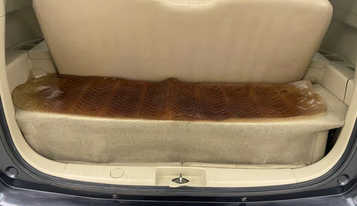 2014 Maruti Ertiga VXI CNG, CNG, Manual, 53,812 km, Boot Inside