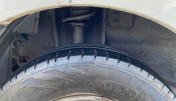 2018 Tata Tiago XM PETROL, Petrol, Manual, 76,896 km, Right Rear Tyre Tread