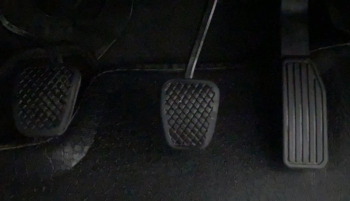 2018 Honda WR-V 1.2 i-VTEC VX MT, Petrol, Manual, 33,714 km, Pedals