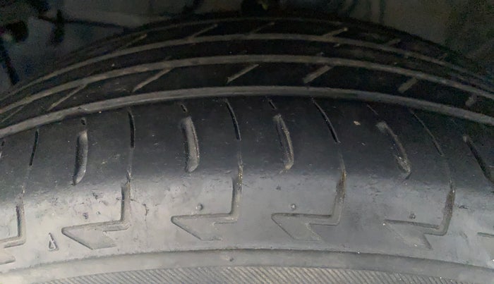 2018 Honda WR-V 1.2 i-VTEC VX MT, Petrol, Manual, 33,714 km, Left Front Tyre Tread