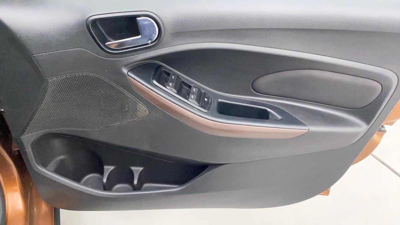2019 Ford FREESTYLE TITANIUM PLUS 1.2 PETROL, Petrol, Manual, 86,952 km, Driver Side Door Panels Control