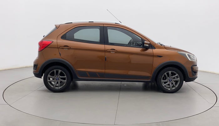 2019 Ford FREESTYLE TITANIUM PLUS 1.2 PETROL, Petrol, Manual, 86,952 km, Right Side View