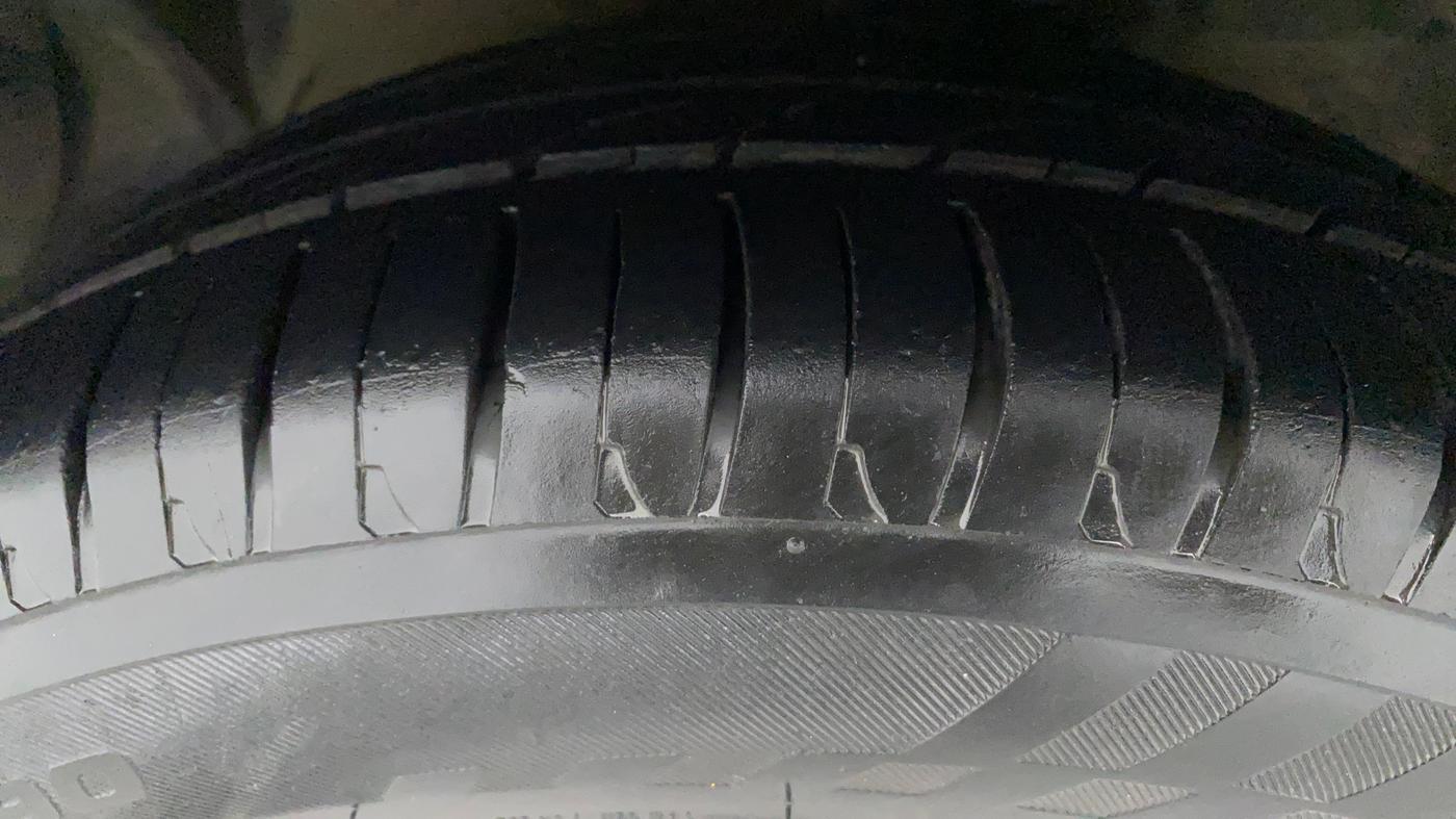 2019 Ford FREESTYLE TITANIUM PLUS 1.2 PETROL, Petrol, Manual, 86,952 km, Left Front Tyre Tread