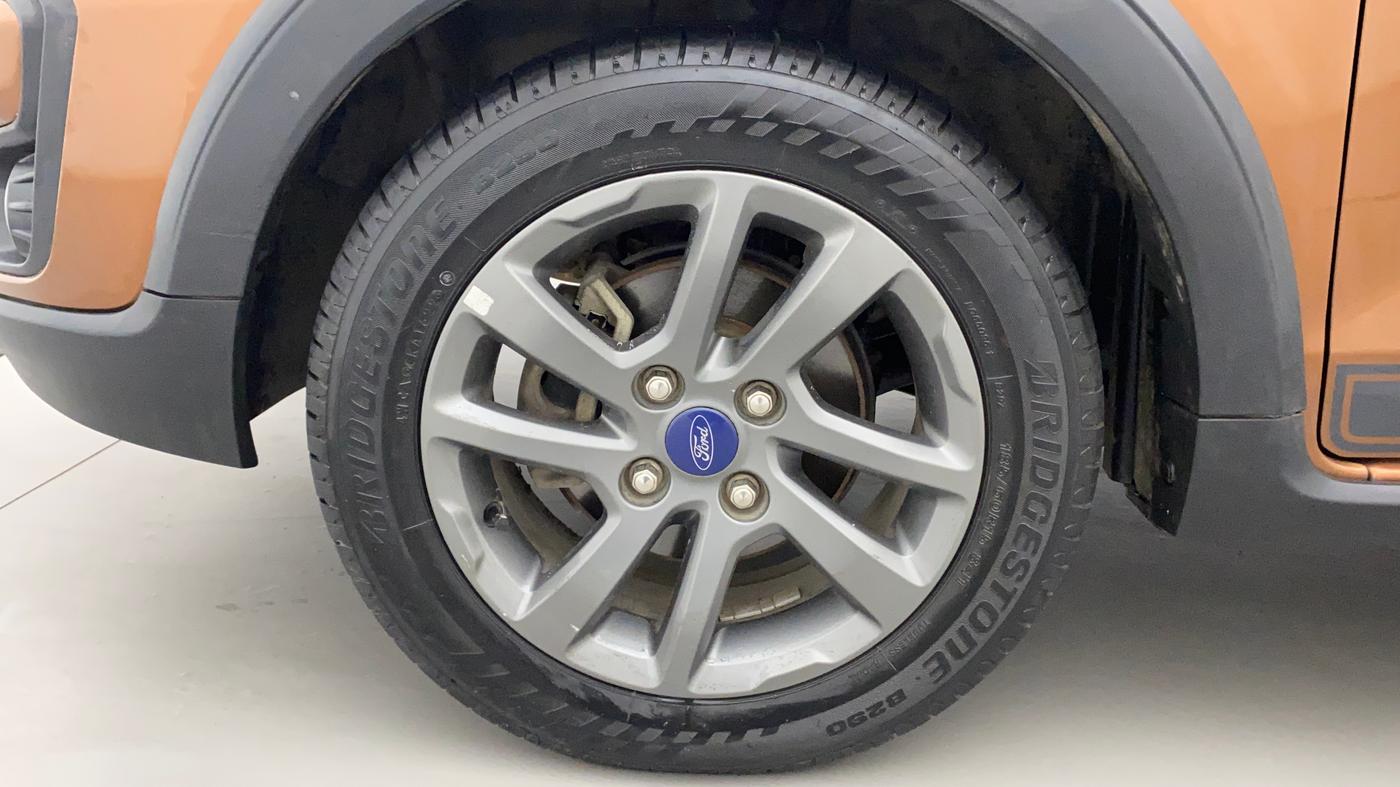 2019 Ford FREESTYLE TITANIUM PLUS 1.2 PETROL, Petrol, Manual, 86,952 km, Left Front Wheel