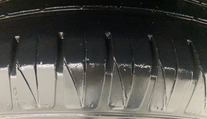 2021 KIA SONET HTX 1.5 AT, Diesel, Automatic, 46,595 km, Left Rear Tyre Tread