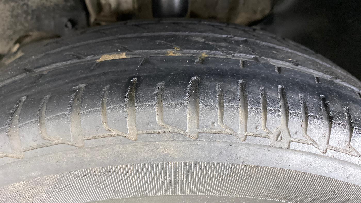 2018 Tata Tiago XT PETROL, Petrol, Manual, 61,426 km, Left Front Tyre Tread