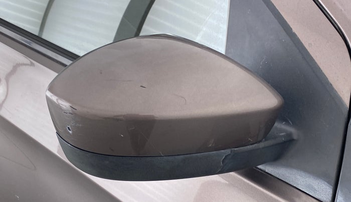 2018 Tata Tiago XT PETROL, Petrol, Manual, 61,426 km, Right rear-view mirror - Minor scratches