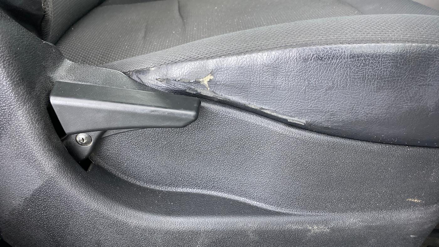2018 Tata Tiago XT PETROL, Petrol, Manual, 61,426 km, Driver Side Adjustment Panel