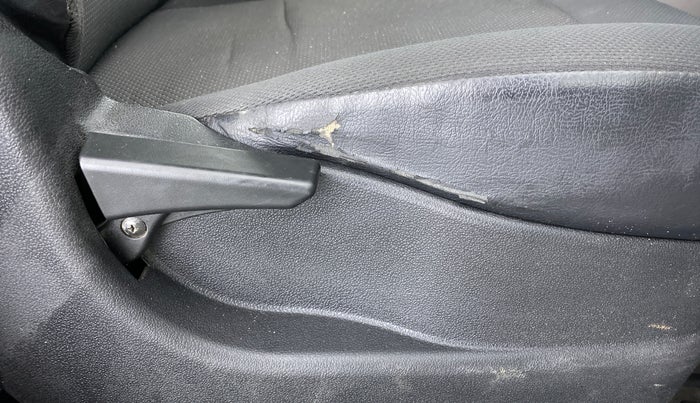 2018 Tata Tiago XT PETROL, Petrol, Manual, 61,426 km, Driver Side Adjustment Panel