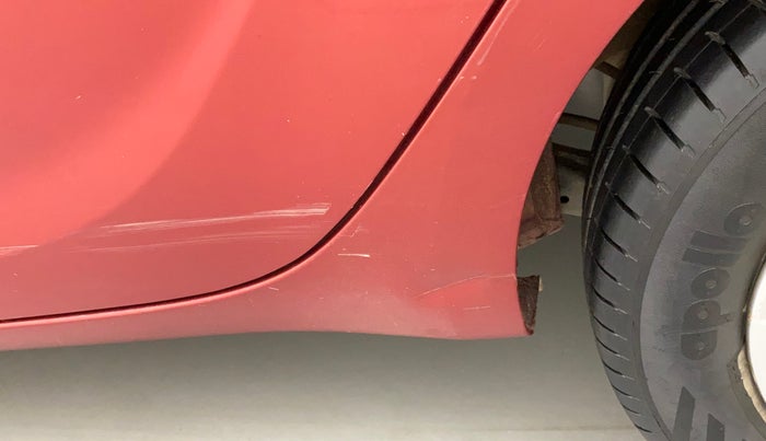 2013 Hyundai i20 MAGNA (O) 1.2, Petrol, Manual, 96,260 km, Left running board - Slightly dented