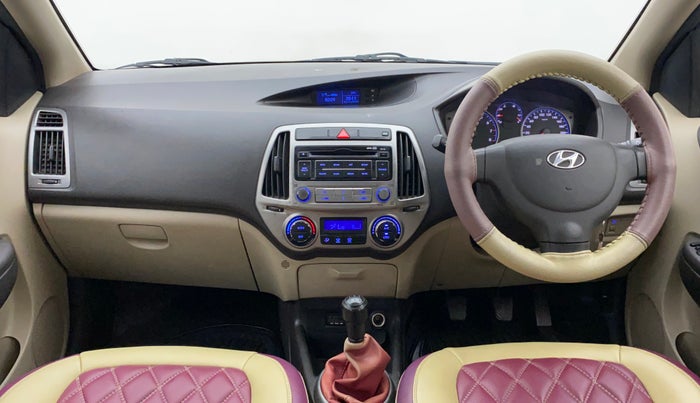 2013 Hyundai i20 MAGNA (O) 1.2, Petrol, Manual, 96,260 km, Dashboard