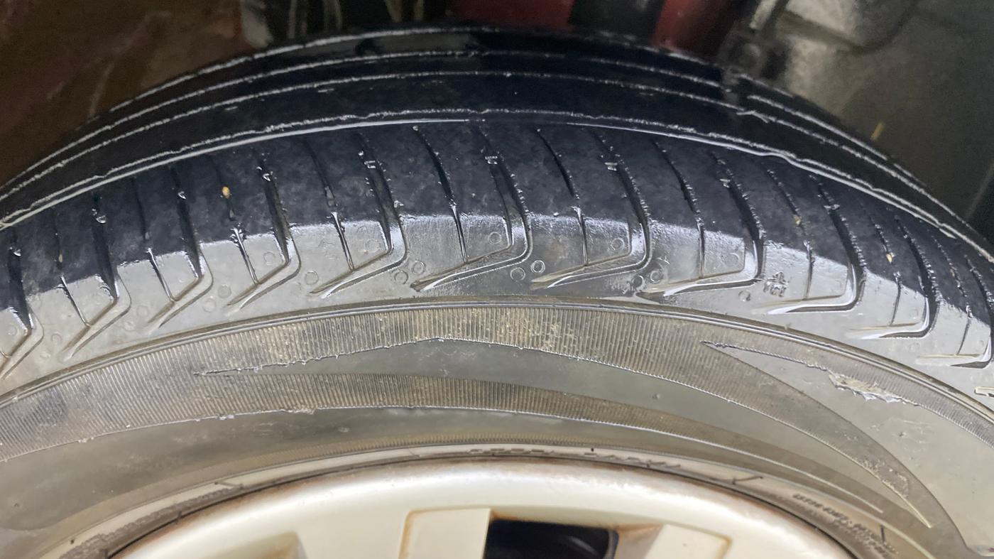 2016 Renault Kwid RXT 0.8, Petrol, Manual, 58,845 km, Right Front Tyre Tread