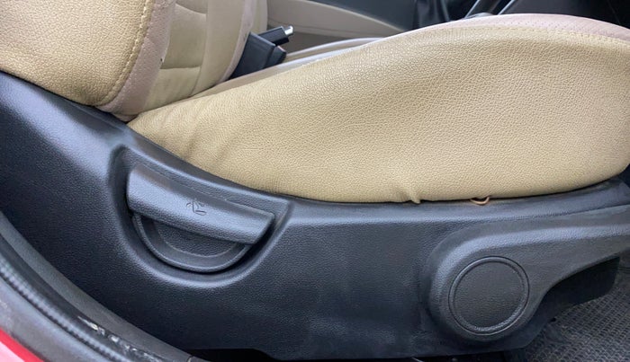 2014 Hyundai Xcent S 1.2, Petrol, Manual, 37,575 km, Driver Side Adjustment Panel